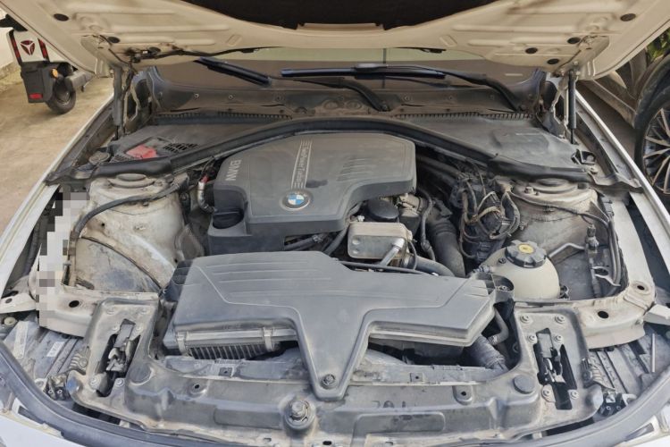 Used BMW 3 Series 2013 328i Sport Design Package Engine Bay