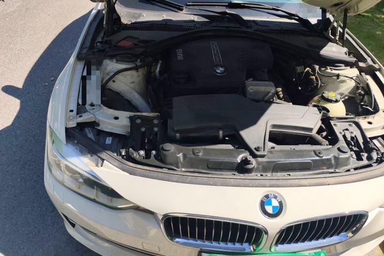 Used BMW 3 Series 2013 Facelift 328Li Luxury Design Package Engine Bay