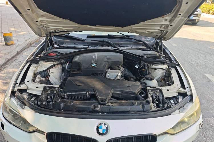 Used BMW 3 Series 2013 320Li Luxury Design Package Engine Bay
