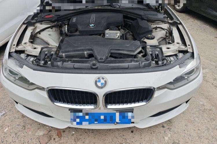 Used BMW 3 Series 2013 320i Sport Edition Engine Bay