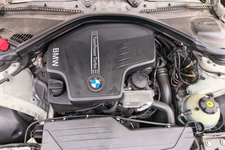 Used BMW 3 Series 2013 320Li Fashion Design Package Engine Bay