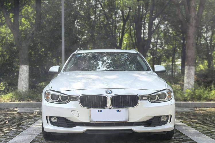 Used BMW 3 Series 2013 320i Sport Touring Edition Exterior 2