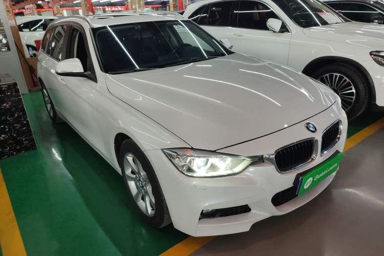 Used BMW 3 Series 2013 320i Sport Touring Edition Exterior 2