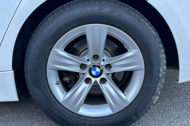 Used BMW 3 Series 2013 320i Sport Edition Exterior 3
