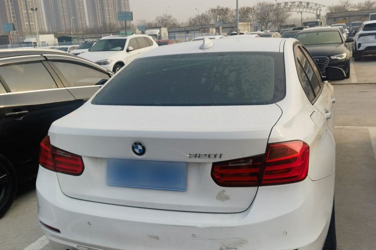 Used BMW 3 Series 2013 320i Sport Edition Exterior 4