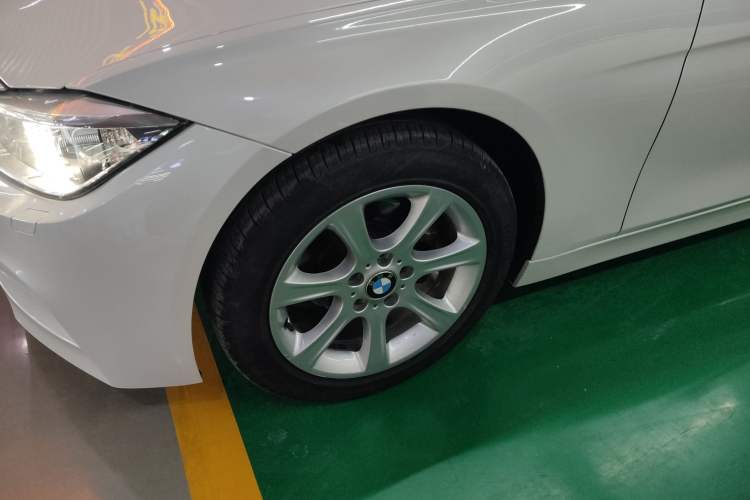 Used BMW 3 Series 2013 320i Sport Touring Edition Exterior 7