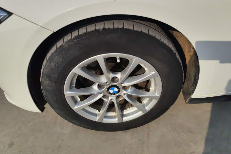 Used BMW 3 Series 2013 316i Active Edition Exterior 7
