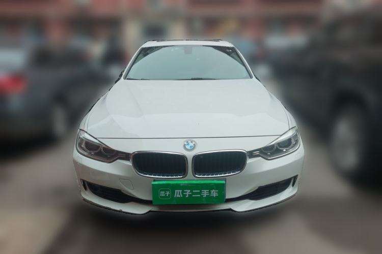 Used BMW 3 Series 2013 320i Sport Edition Front