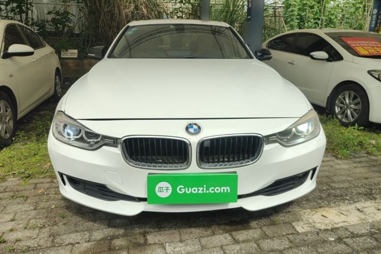 Used BMW 3 Series 2013 320i Sport Edition Front