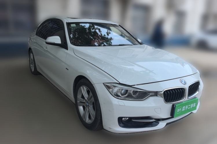 Used BMW 3 Series 2013 Restyled 320i Sport Design Package Front Right 45 Deg