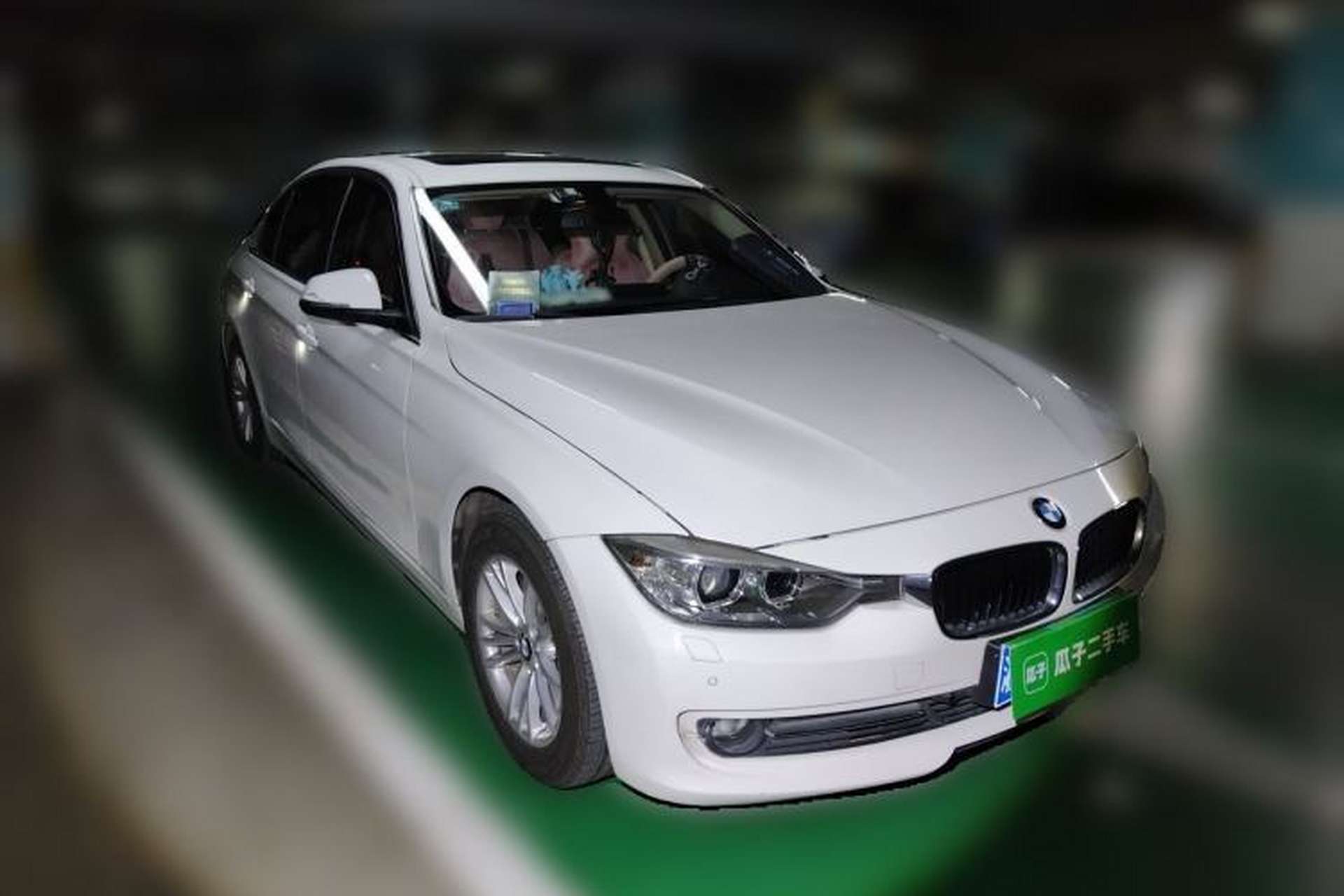 Used BMW 3 Series 2013 320Li Fashion Model Front Right 45 Deg