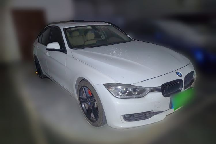 Used BMW 3 Series 2013 320i Active Edition Front Right 45 Deg