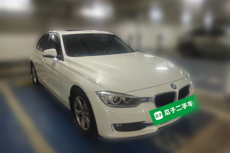 Used BMW 3 Series 2013 320i Sport Edition Front Right 45 Deg