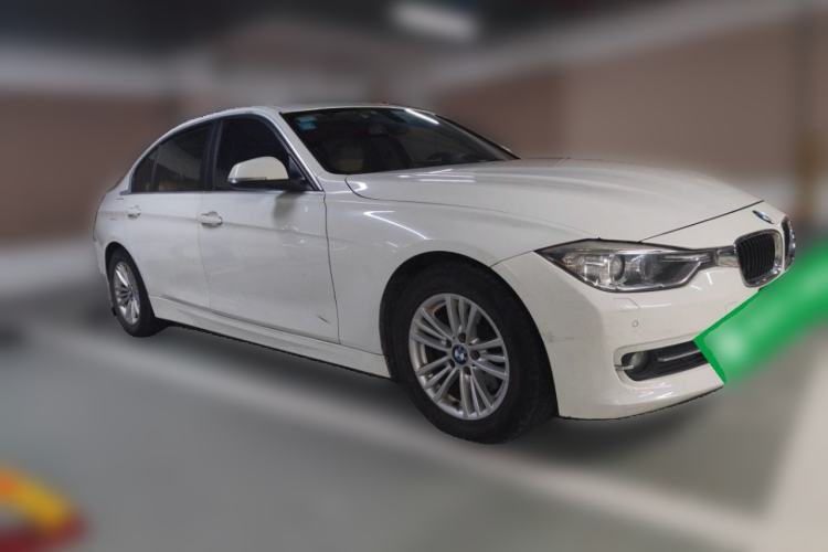 Used BMW 3 Series 2013 320Li Fashion Model Front Right 45 Deg