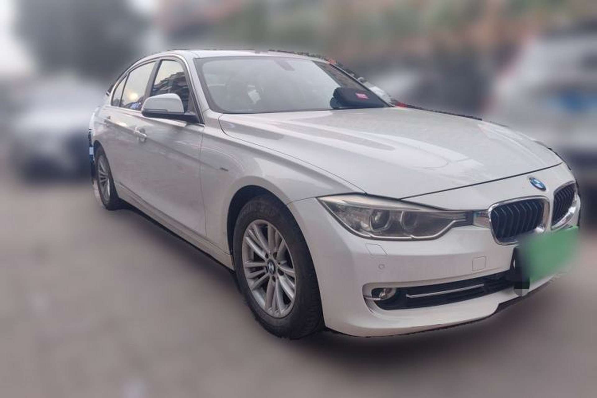 Used BMW 3 Series 2013 320Li Fashion Model Front Right 45 Deg