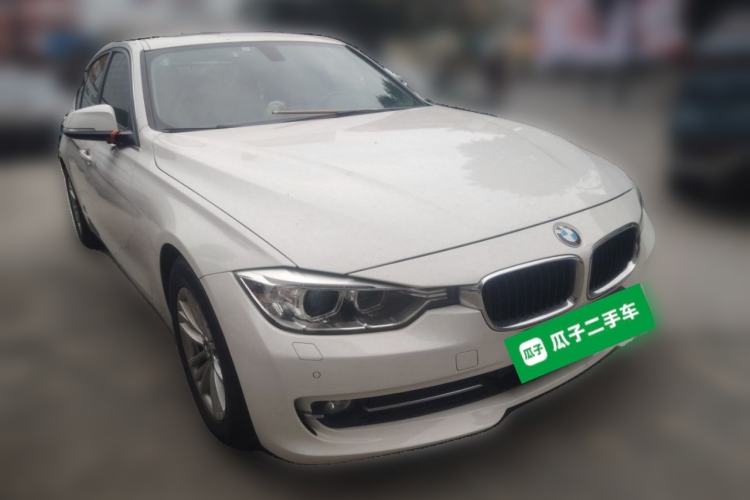 Used BMW 3 Series 2013 320Li Fashion Model Front Right 45 Deg