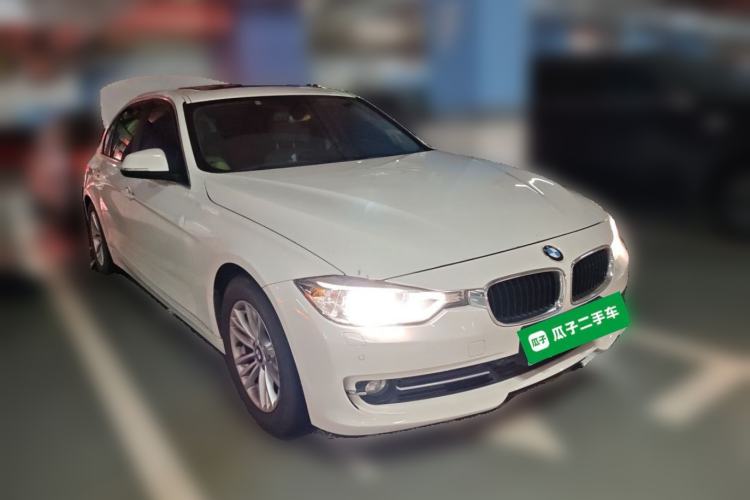 Used BMW 3 Series 2013 320Li Fashion Model Front Right 45 Deg