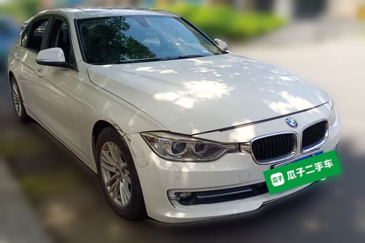 Used BMW 3 Series 2013 320Li Fashion Model Front Right 45 Deg