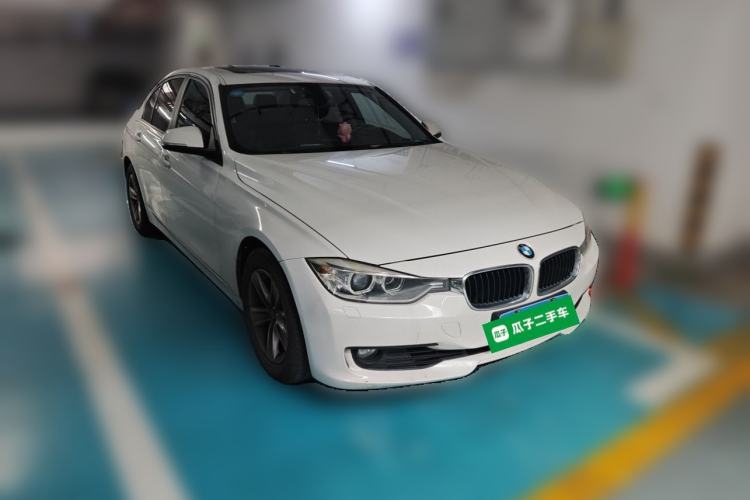 Used BMW 3 Series 2013 320i Sport Edition Front Right 45 Deg