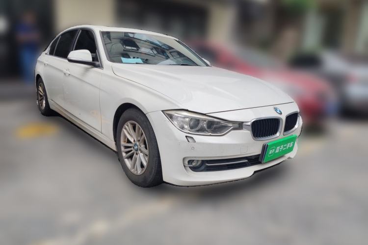 Used BMW 3 Series 2013 320Li Fashion Model Front Right 45 Deg