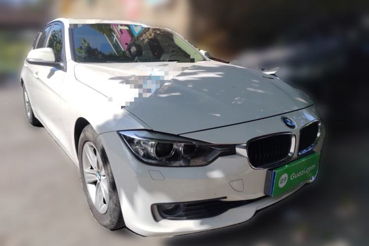 Used BMW 3 Series 2013 320i Sport Edition Front Right 45 Deg