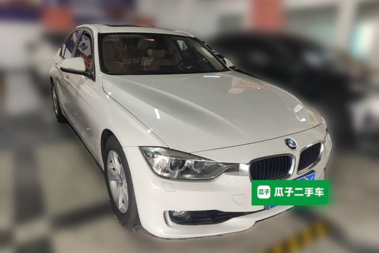 Used BMW 3 Series 2013 320i Sport Edition Front Right 45 Deg