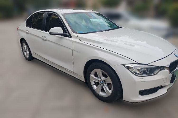Used BMW 3 Series 2013 320i Sport Edition Front Right 45 Deg