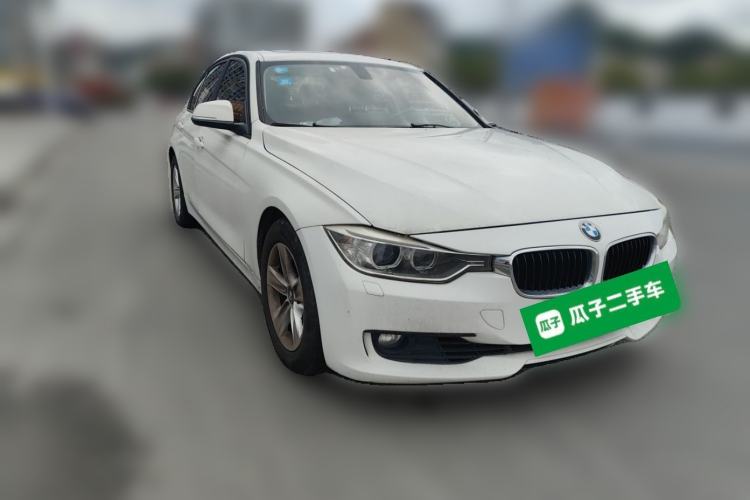 Used BMW 3 Series 2013 320i Sport Edition Front Right 45 Deg