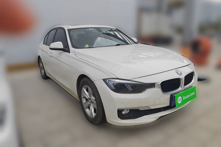 Used BMW 3 Series 2013 320i Active Edition Front Right 45 Deg