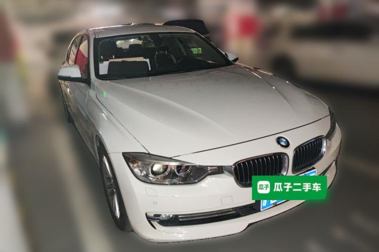 Used BMW 3 Series 2013 Facelifted 320Li Luxury Design Package Front Right 45 Deg