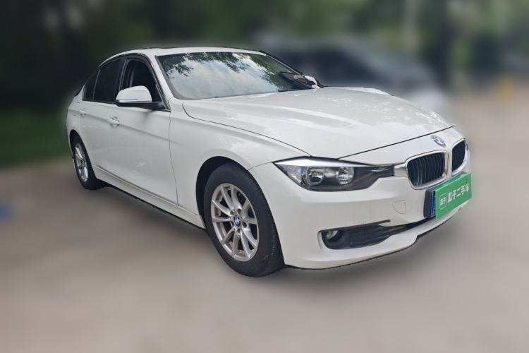 Used BMW 3 Series 2013 316i Active Edition Front Right 45 Deg