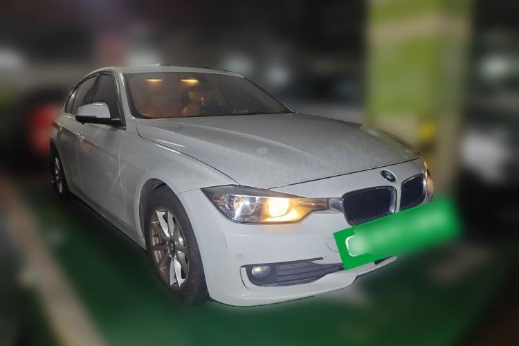 Used BMW 3 Series 2013 316i Active Edition Front Right 45 Deg