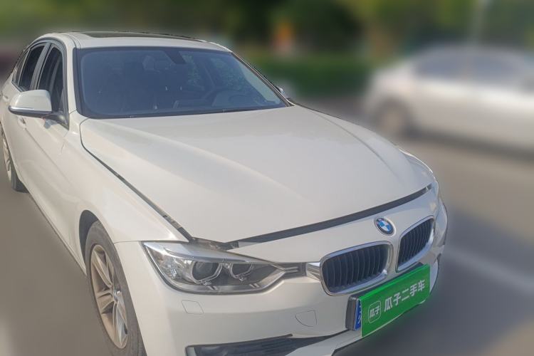 Used BMW 3 Series 2013 320i Sport Edition Front Right 45 Deg