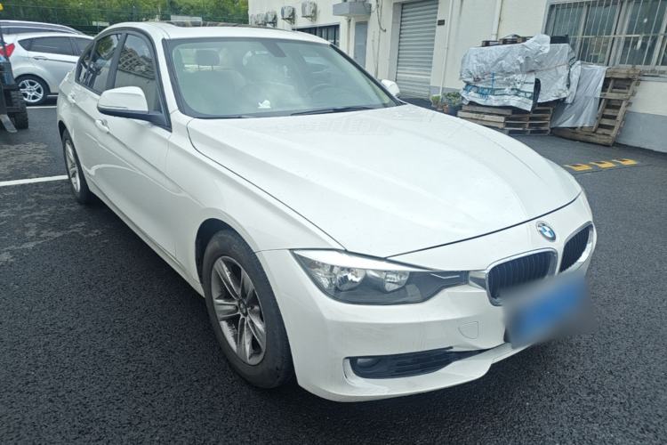 Used BMW 3 Series 2013 320i Active Edition Front Right 45 Deg