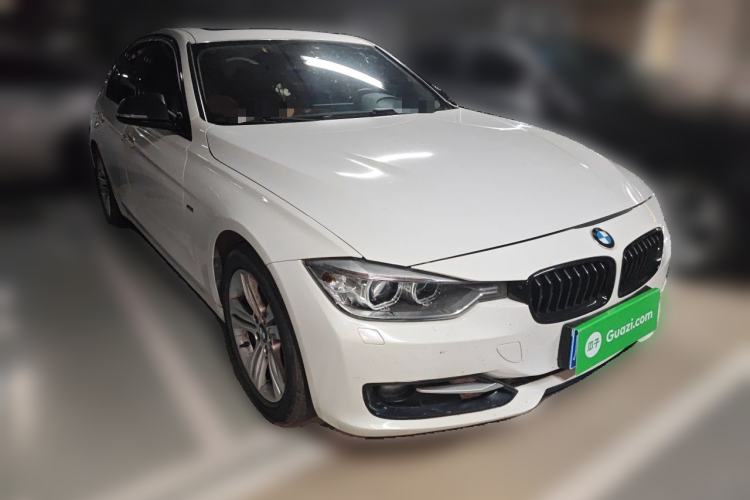 Used BMW 3 Series 2013 320i Sport Design Package Front Right 45 Deg