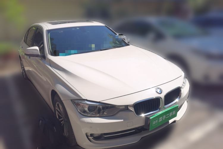 Used BMW 3 Series 2013 Facelifted 320Li Luxury Design Package Front Right 45 Deg