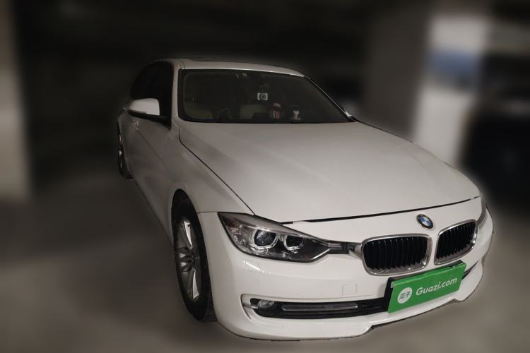 Used BMW 3 Series 2013 320Li Fashion Model Front Right 45 Deg