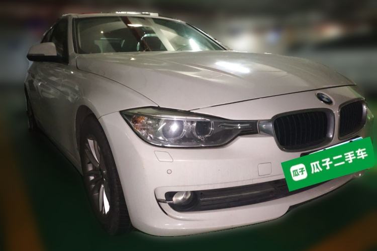 Used BMW 3 Series 2013 320Li Fashion Model Front Right 45 Deg