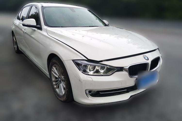 Used BMW 3 Series 2013 320Li Fashion Model Front Right 45 Deg