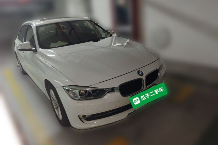 Used BMW 3 Series 2013 320Li Fashion Model Front Right 45 Deg