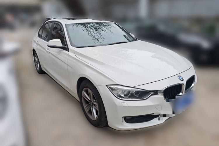 Used BMW 3 Series 2013 320i Sport Edition Front Right 45 Deg