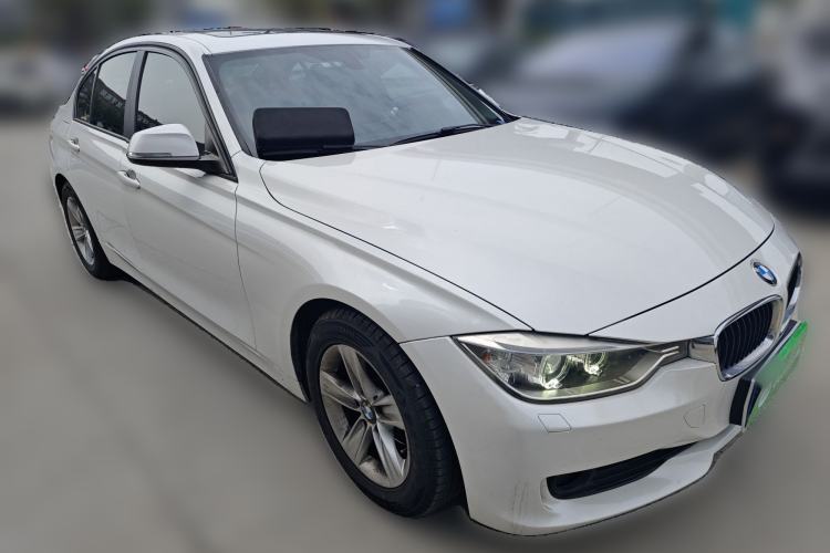 Used BMW 3 Series 2013 320i Sport Edition Front Right 45 Deg