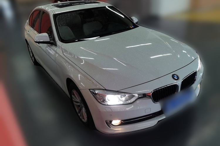 Used BMW 3 Series 2013 320Li Fashion Model Front Right 45 Deg