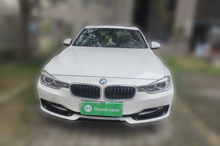Used BMW 3 Series 2013 320i Sport Design Package Front