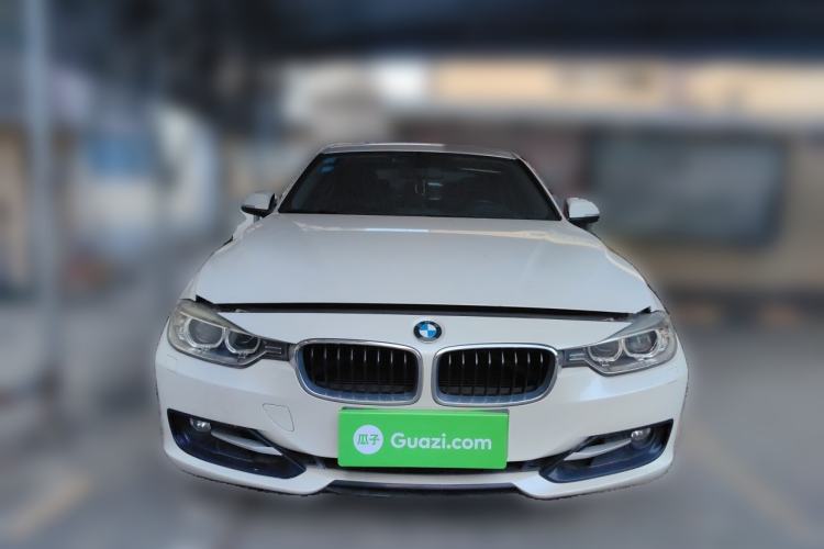 Used BMW 3 Series 2013 320i Sport Design Package Front