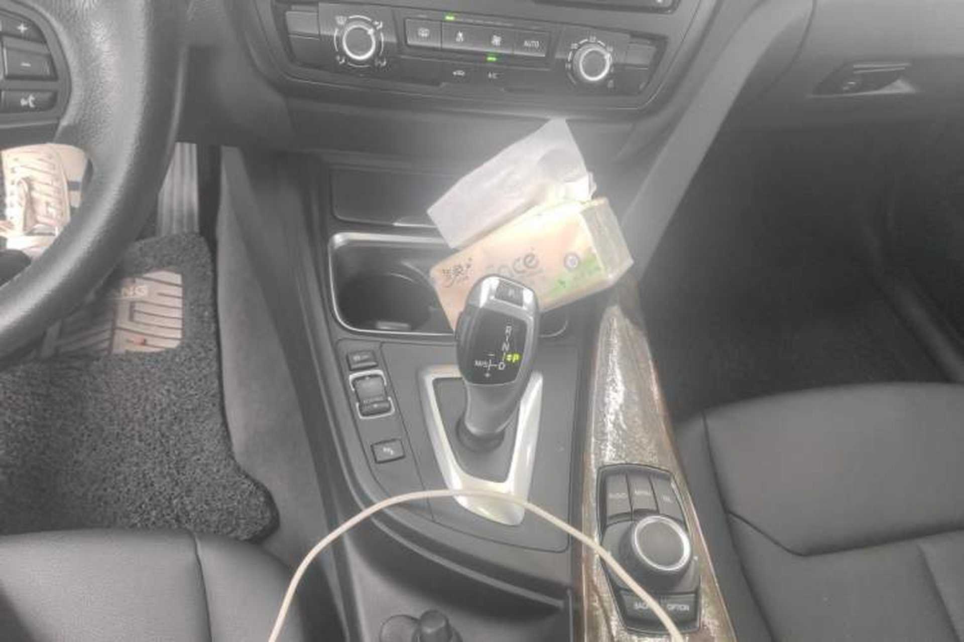 Used BMW 3 Series 2013 320Li Fashion Model Gear Lever