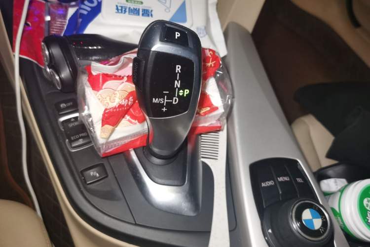 Used BMW 3 Series 2013 320Li Fashion Model Gear Lever