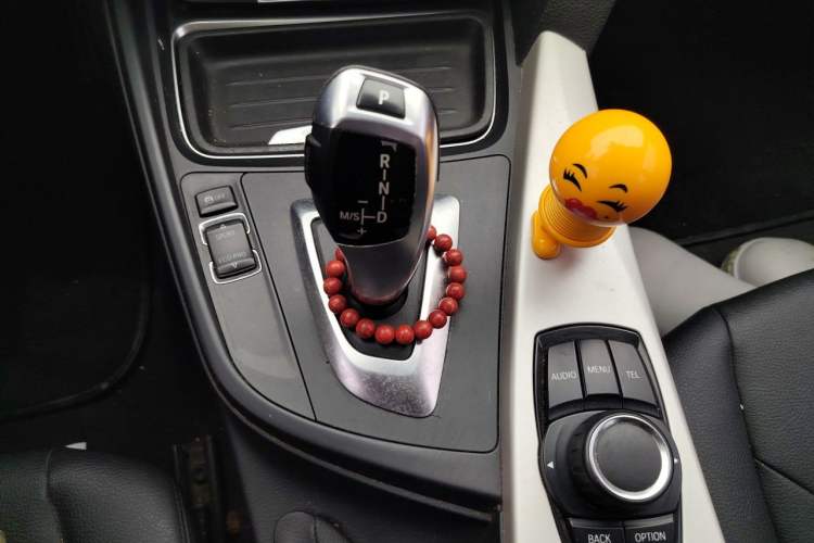 Used BMW 3 Series 2013 316i Active Edition Gear Lever
