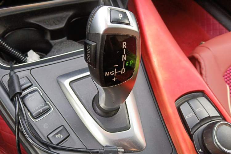 Used BMW 3 Series 2013 316i Sport Design Package Gear Lever