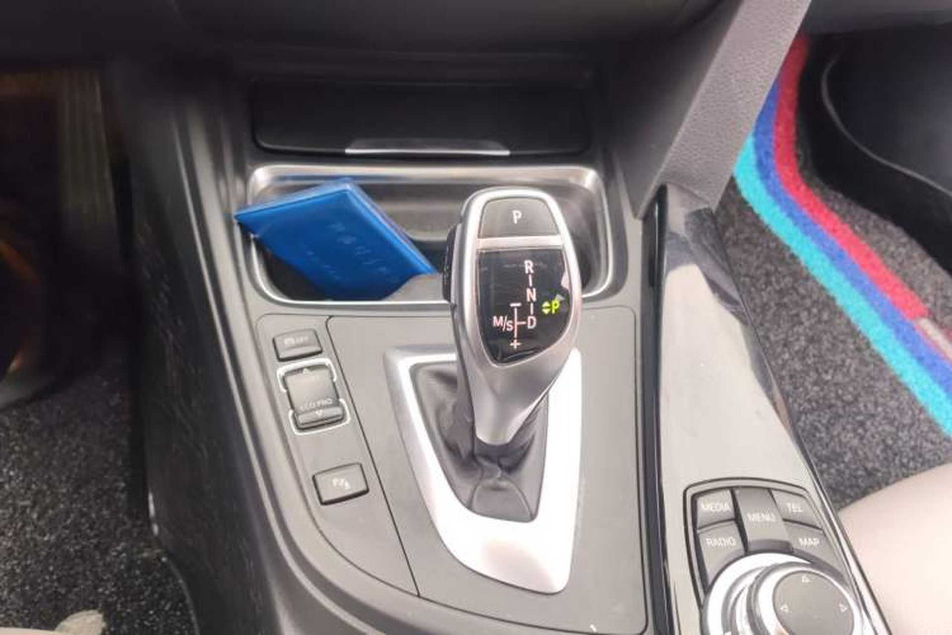 Used BMW 3 Series 2013 Facelifted 328i Sport Design Package Gear Lever